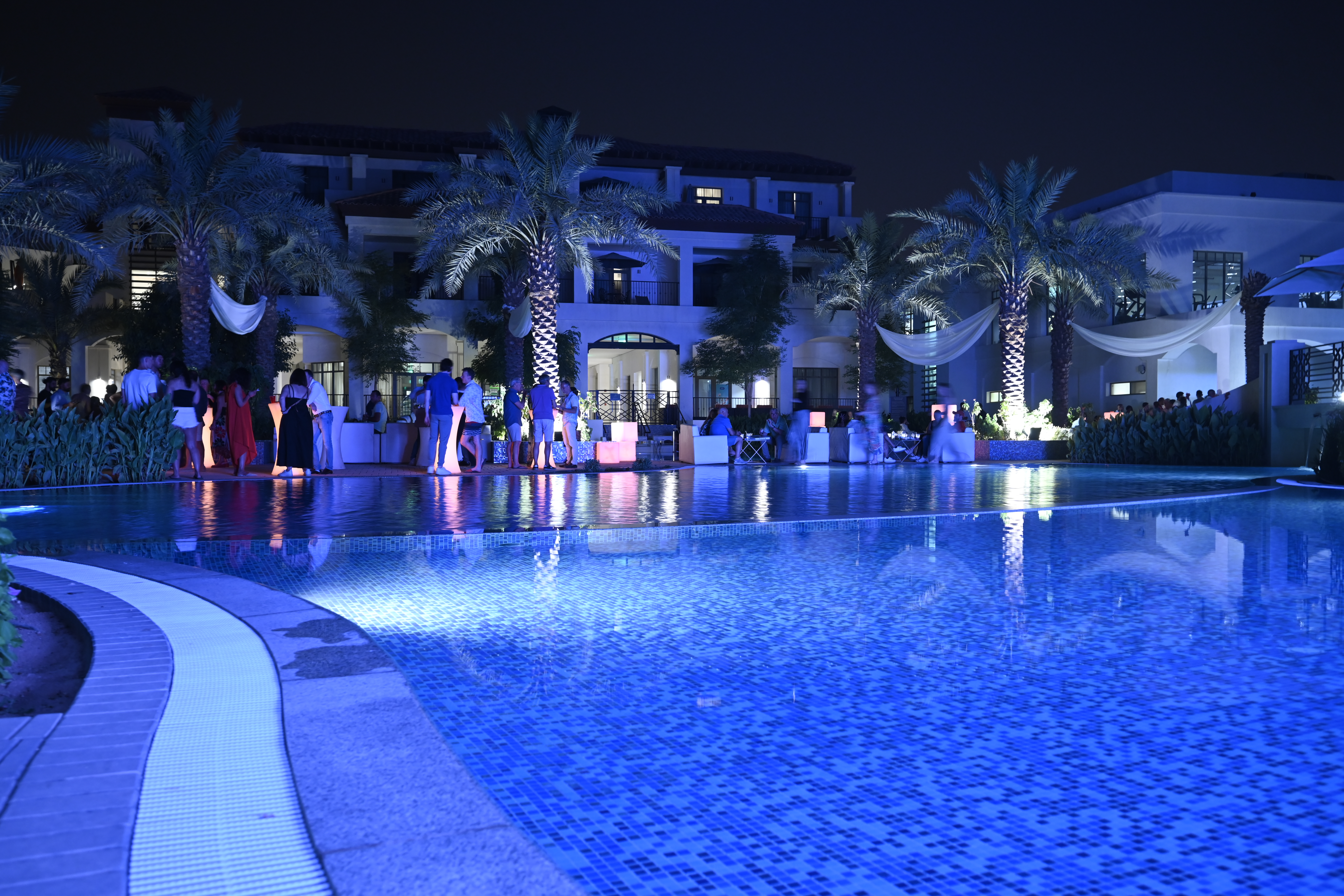 Event around Antara pool